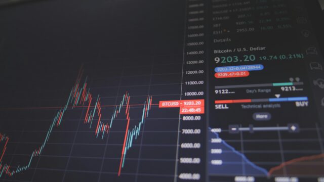 AI Stocks Under Pressure: What the US Sell-Off and Kospi Crash Signal for Investors